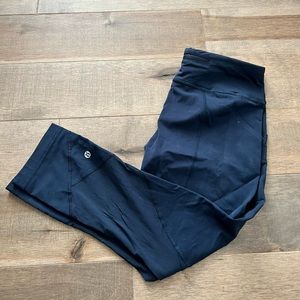 Navy lululemon pocket leggings